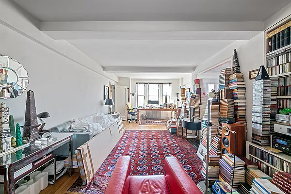 Sold by Domus Realty | media 4