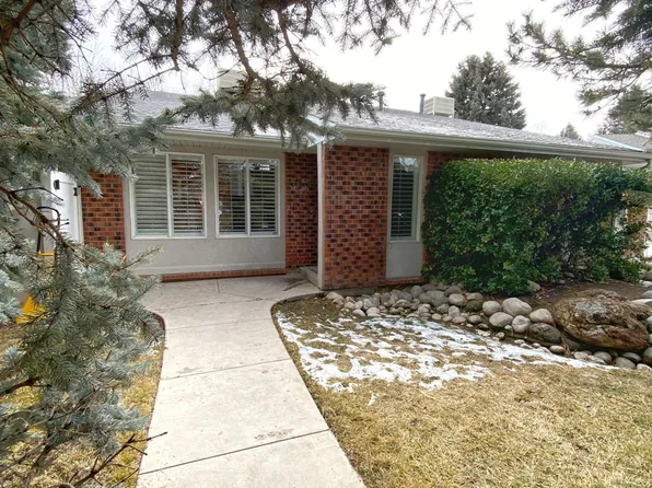 7635 S Coachman Cir, Salt Lake City, UT 84121