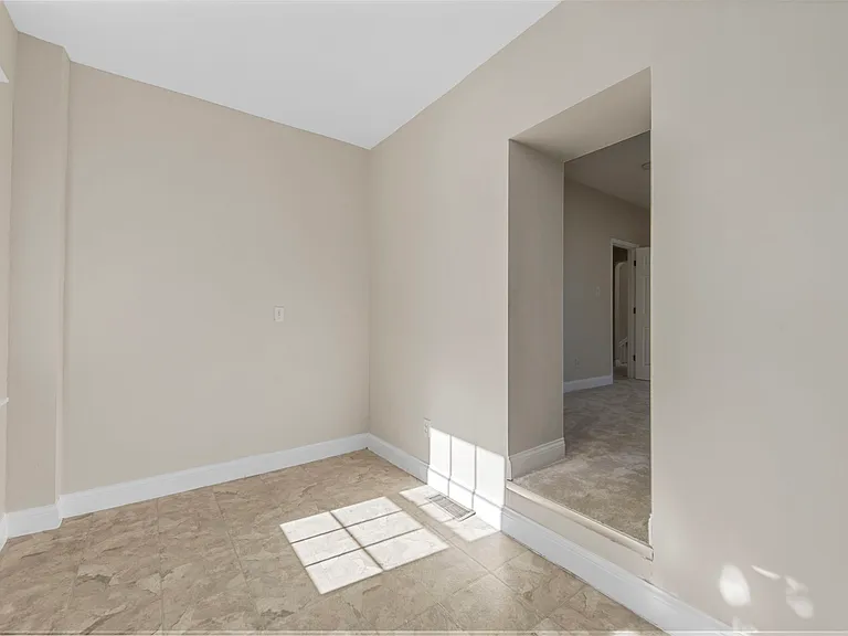7472 Hazel Ave — Photo 20