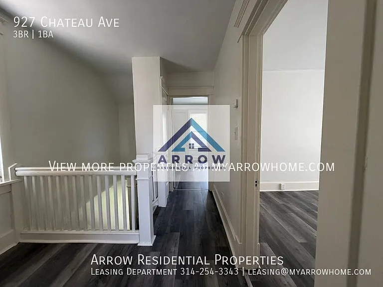 927 Chateau Ave — Photo 12