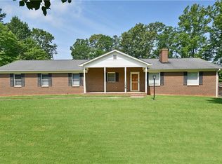 1058 Priddy Rd, King, NC 27021