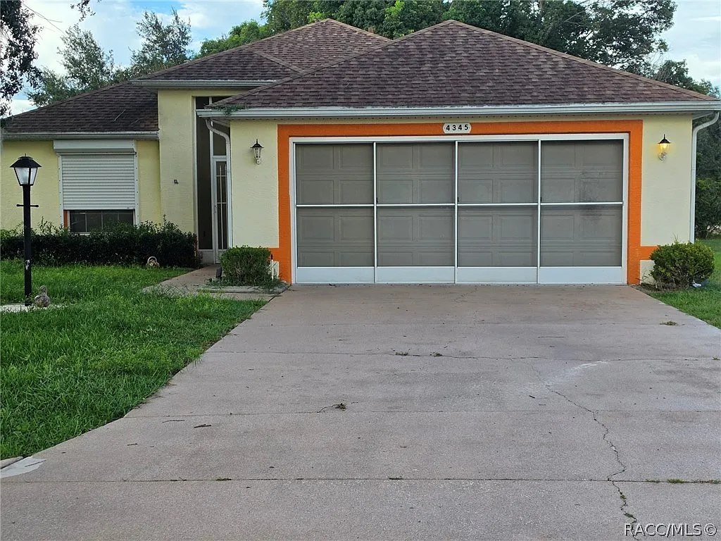 2 bed, 1348 sqft, $1,600 — Photo 1