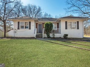 621 S Gordon Rd SW, Mableton, GA 30126