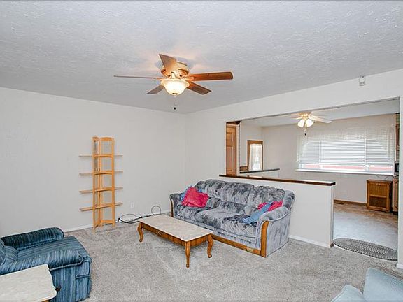 5th image of 11938 Midvale Dr