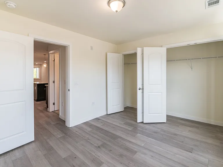 3102 N Broad St — Photo 12