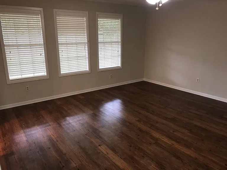 306 Breton Dr — Photo 22