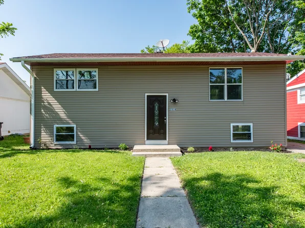2314 Carmel Blvd, Zion, IL 60099