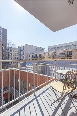 Rented by Mirador Real Estate | media 26