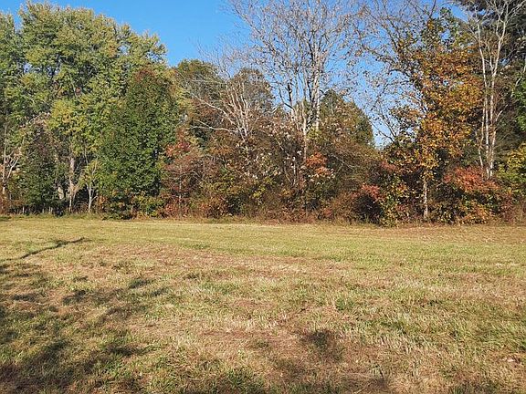2nd image of 2950 Chaney Rd