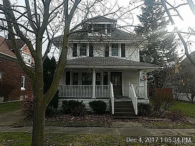 2nd image of 121 Center Ave