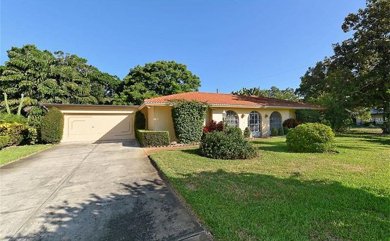 1st image of 105 Signorelli Dr