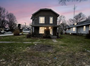 312 S Smith St, Kewanna, IN 46939