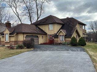 20845 London Dr, Olympia Fields, IL 60461