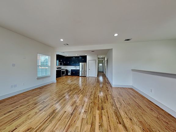 2nd image of 1025 N Madison Ave
