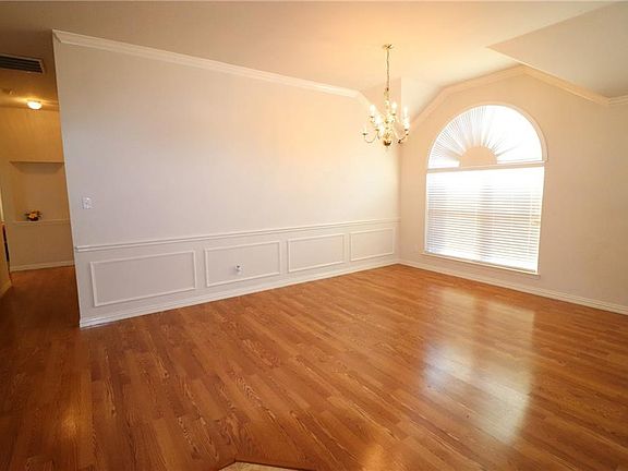 4th image of 4504 Blue Mesa Ln