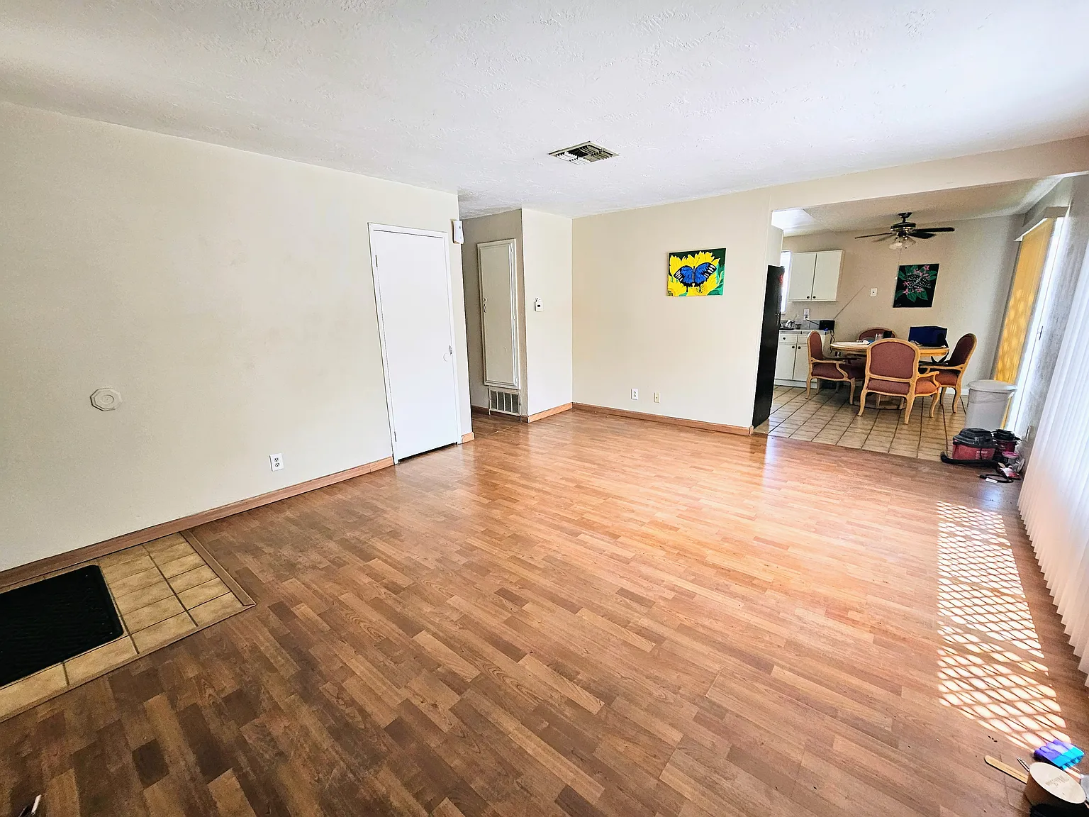 4 bed, 1248 sqft, $2,300 — Photo 3