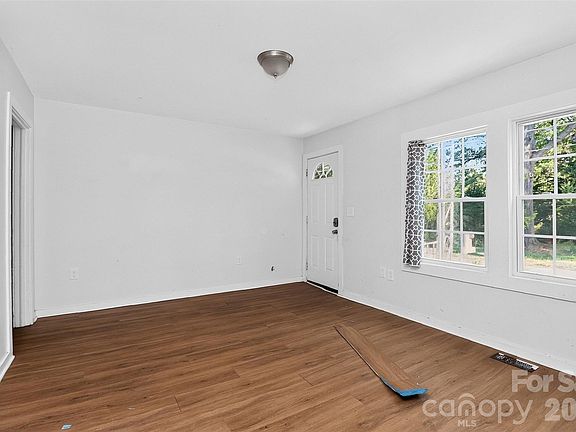 4th image of 905 Rankin Ave
