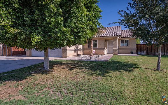 3rd image of 181 W Madrone Cir