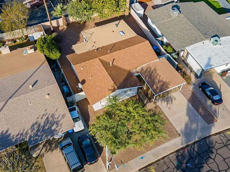 3324 N 6th Ave — Photo 49