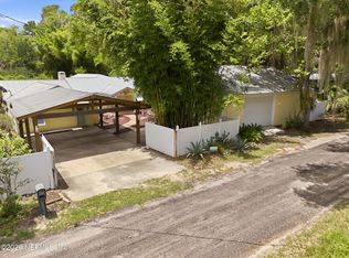 7932 Breezy Point Rd W, Melrose, FL 32666