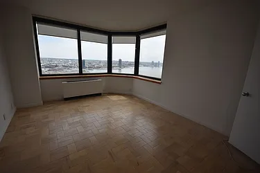 Rented by Luxury Habitat