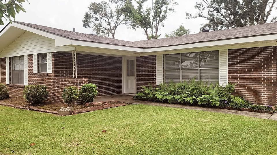1st image of 813 Dolby St