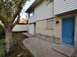 1905 E Granduer Dr, Salt Lake City, UT 84121