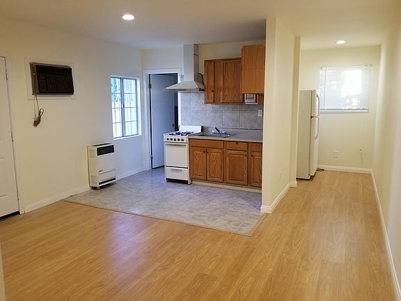 Kitchen and living room