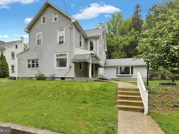 64 W Fairview St, Mohnton, PA 19540