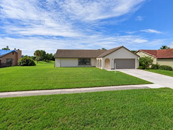 1872 SE Enfield Ave, Port Saint Lucie, FL 34952