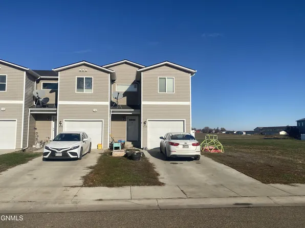 813 3rd St NW, Sidney, MT 59270