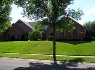 1440 Eagle Valley Dr, Greenwood, IN