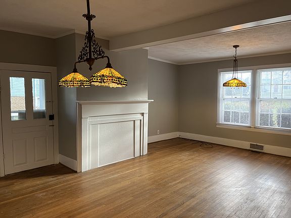 4th image of 406 W Irish St #1