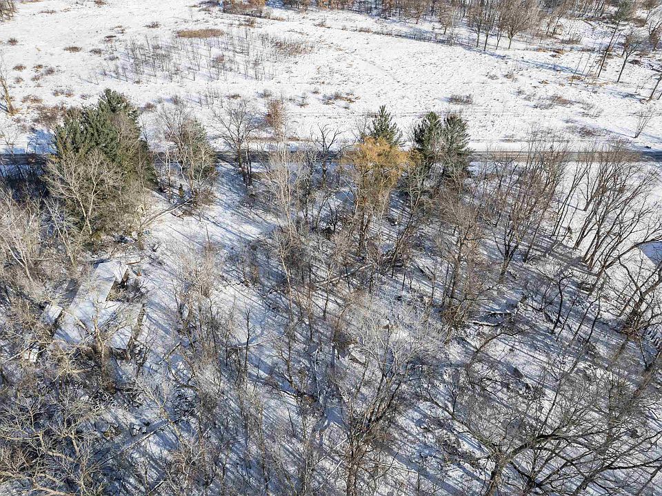1st image of 704C Fall River Columbus Rd