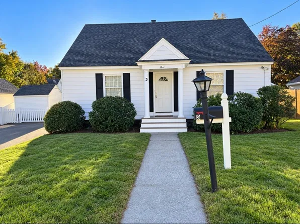 3 Orchard St, Methuen, MA 01844