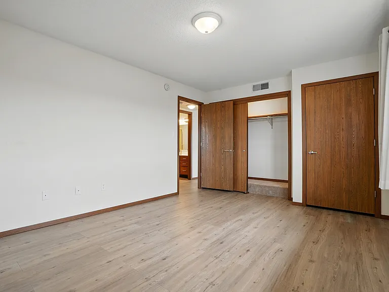 Westgate Apartments — Photo 20