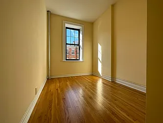 Rented by City Connections Realty