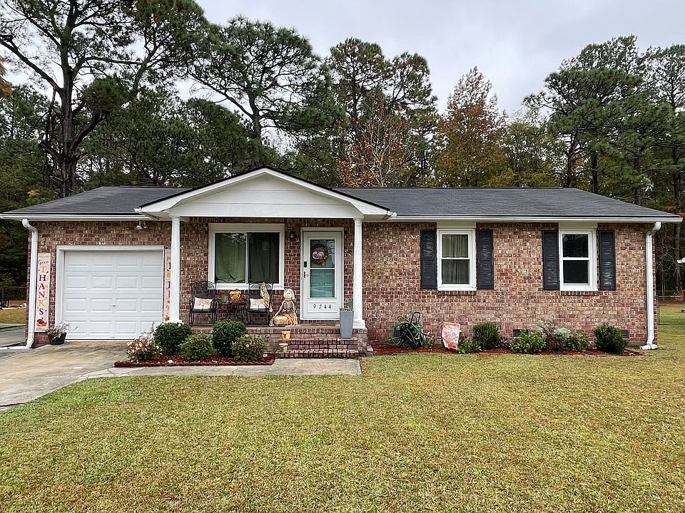 1st image of 9744 Berrywood Dr
