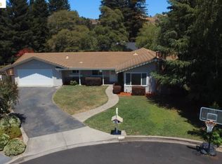 85 Brookfield Dr, Moraga, CA 94556