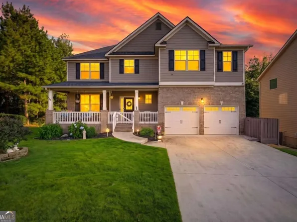 2144 Shadow Oak Trl, Loganville, GA 30052