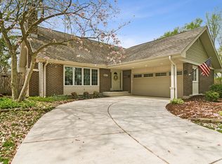 4277 Wilson Ave, Rolling Meadows, IL 60008