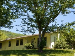 2789 Clabo Rd, Sevierville, TN 37862