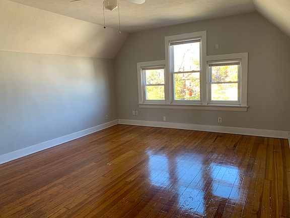 5th image of 287 McCormick Pl #3