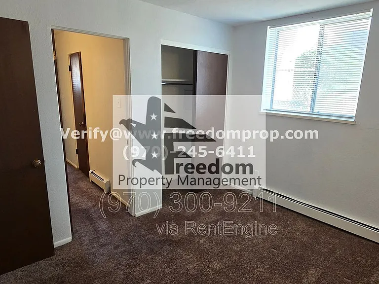 Chateau Apartments — Photo 7