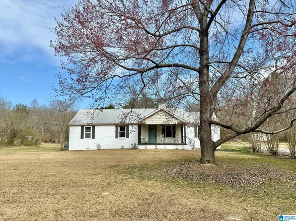 2137 Springdale Rd, Bessemer, AL 35022