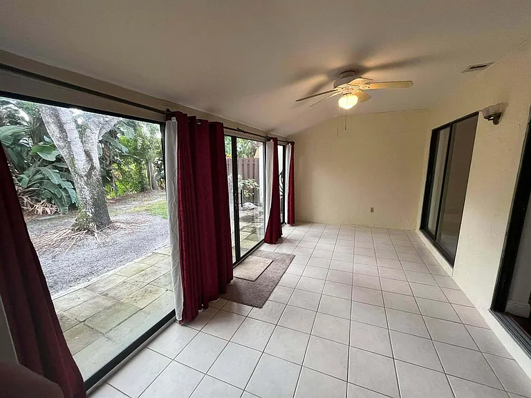 4863 Sable Pine Cir #D — Photo 13