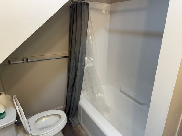 122 Ocean House Rd APT 2