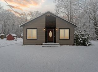 26844 Shiawassee Rd, Southfield, MI 48033