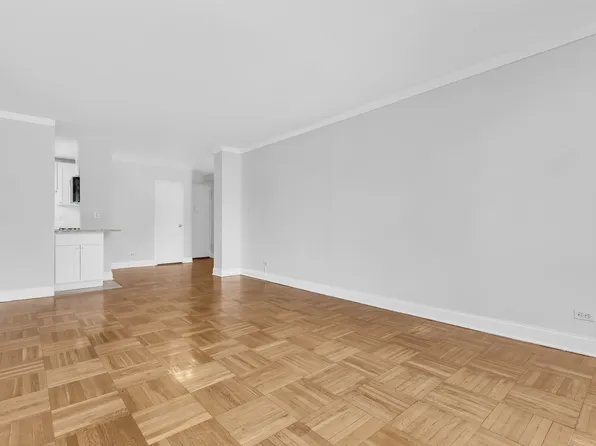 435 East 77th Street image 3 of 6