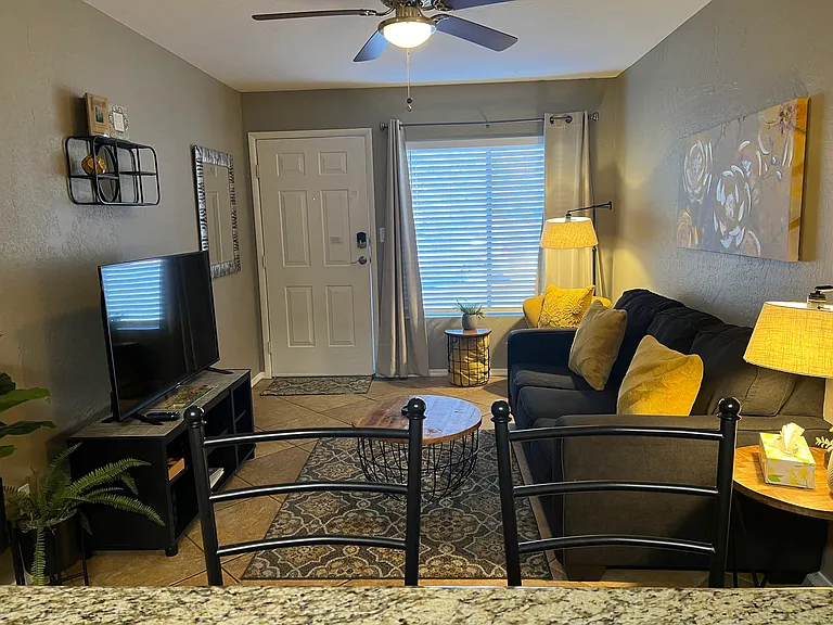 115 E Cortez Dr #110 — Photo 10